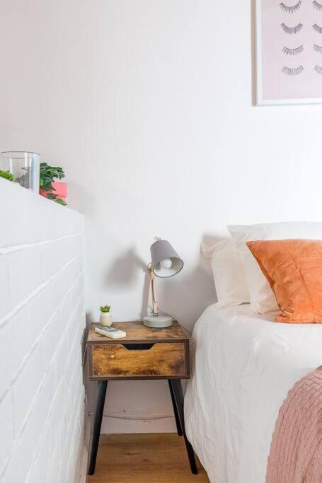 Apartment Maravilloso Estudio En Chamberi. Metro Quevedo Madrid